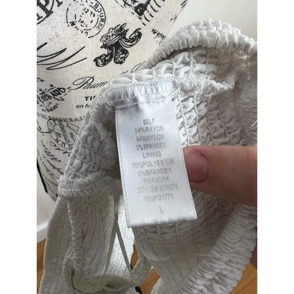 Rylee Anns White Wide strap Square neck Ruched Crop top - Picture 6 of 8